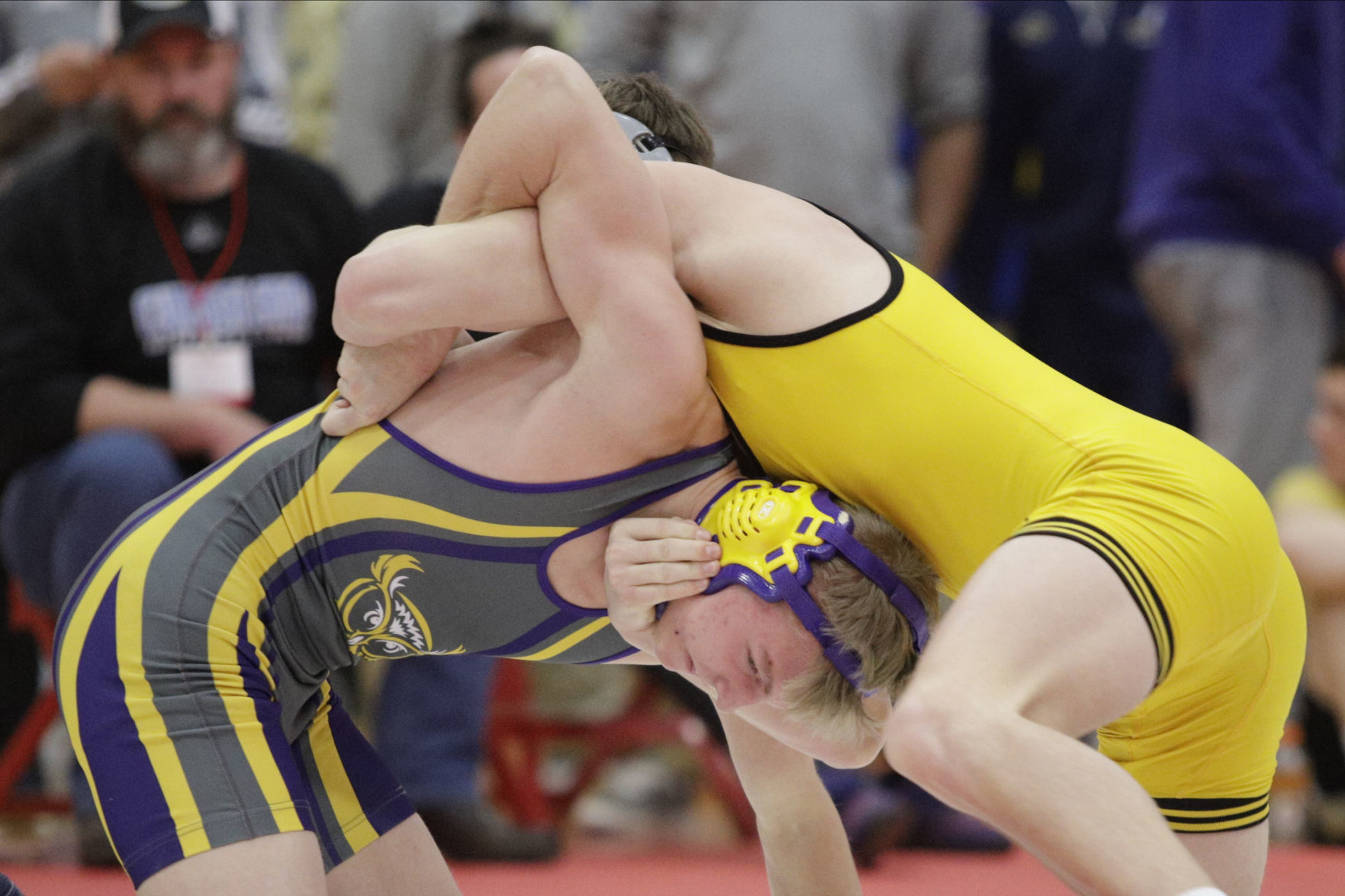 GALLERY-1A-wrestling-sectionals-003-021620.JPG